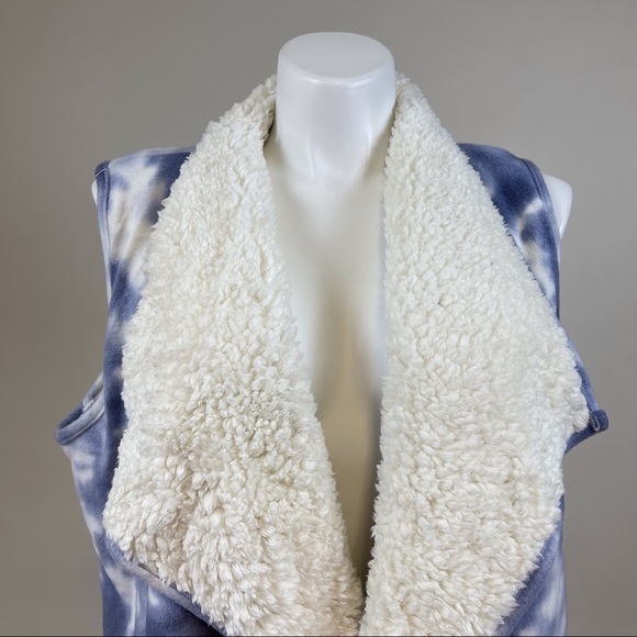 Adyson Parker Plus Size Tie Dyed Vest - Picture 3 of 5